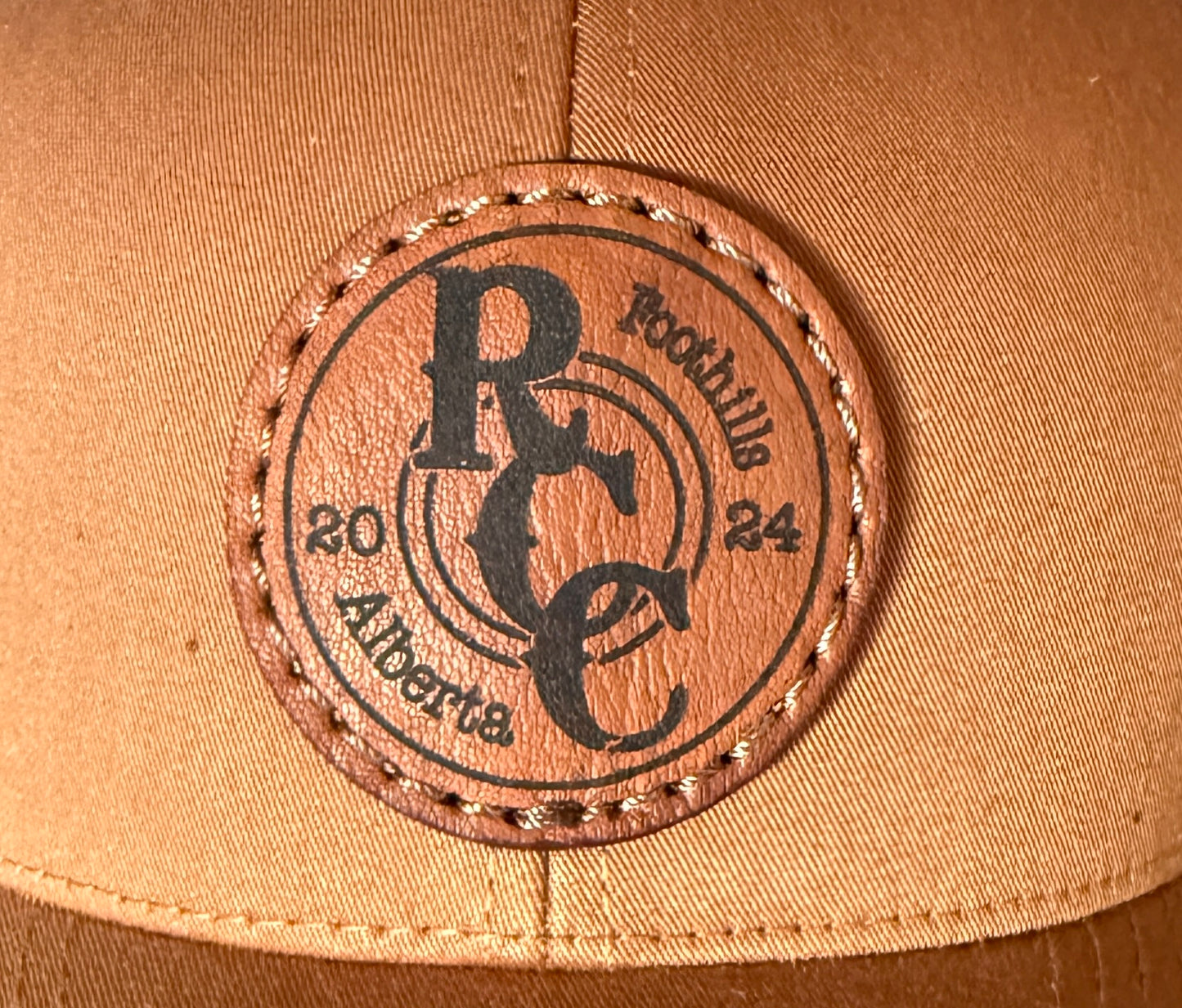 Caramel bullet snap back hat